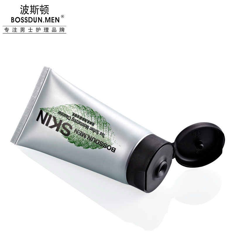 茶爽柔潤保濕潔面乳